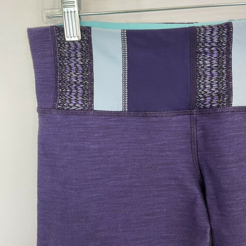 Lululemon Athletica Purple Wunder Under Quilt Crop size 8 - Picture 3 of 6